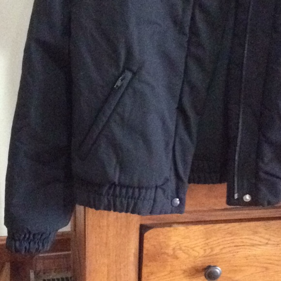 Obermeyer Black zipper jacket - Picture 2 of 5